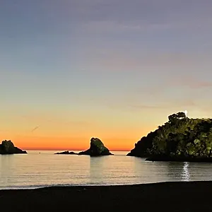 https://arte-junto-al-mar.es-andalucia.com