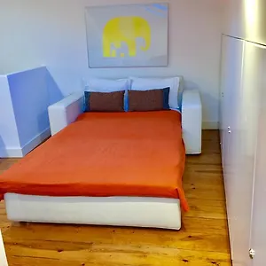 https://design-duplex-apartment-ba-chiado.hotels-lisbon-portugal.com